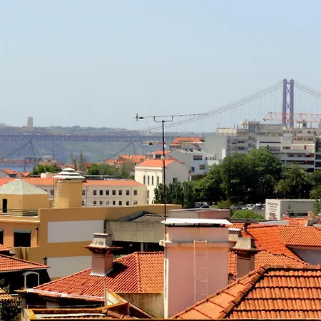 Lisbon Experience Apartments Principe Real Apartment *